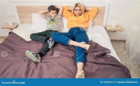 mom son in bed porn